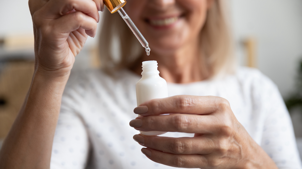 A senior uses essential oils