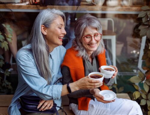 Seniors and Socialization: 5 Ways You Can Connect at Our Modern Independent Living Community